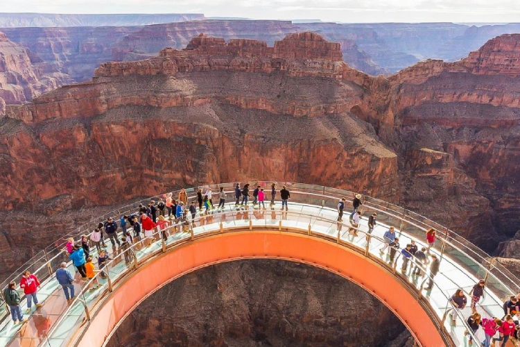 Explore the skywalk at grand canyon s
